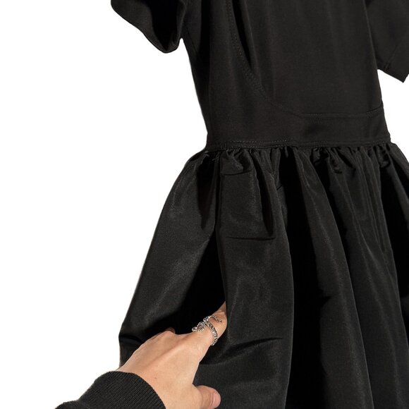 Alexander McQueen 2022 Black Short Sleeves Cut Out Flare Mini Dress - Picture 3 of 13